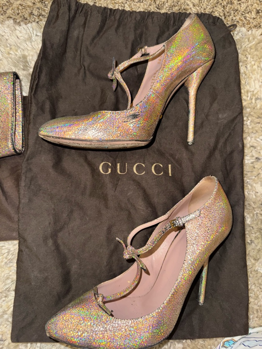 Gucci Holographic Iridescent Envelope Clutch and bag - Multi-Color - Picture 4 of 12